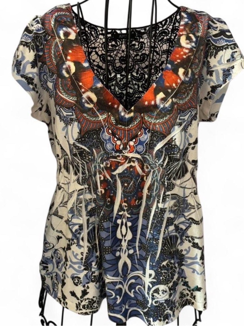 Women’s V-Neck Paisley Boho Short Sleeve Top Size Small